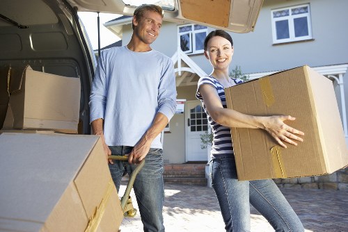 Commercial moving truck service in Bayswater for office transport